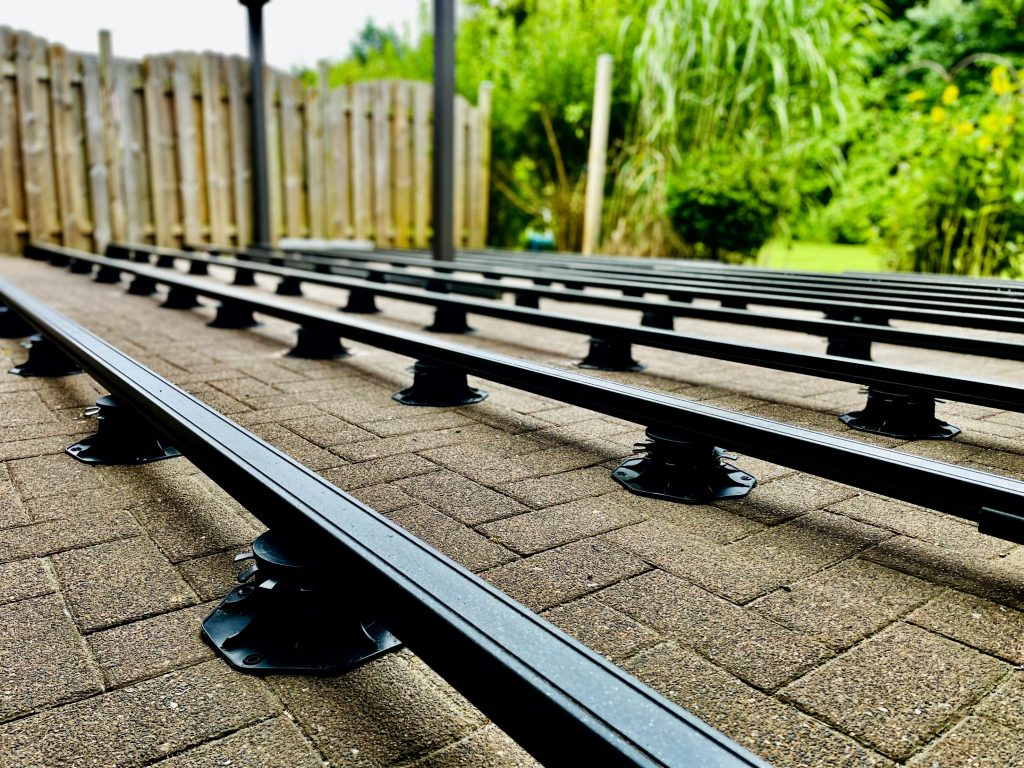 unterkonstruktion auf-stein balken